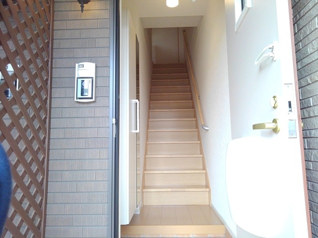 コンテッサ 玄関