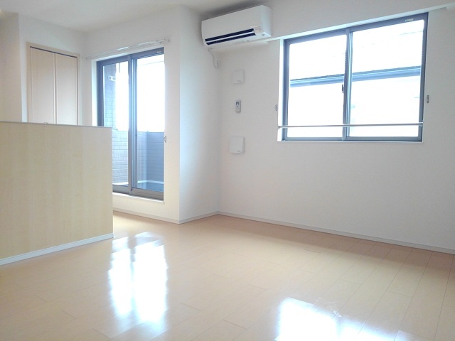 コンテッサ リビング