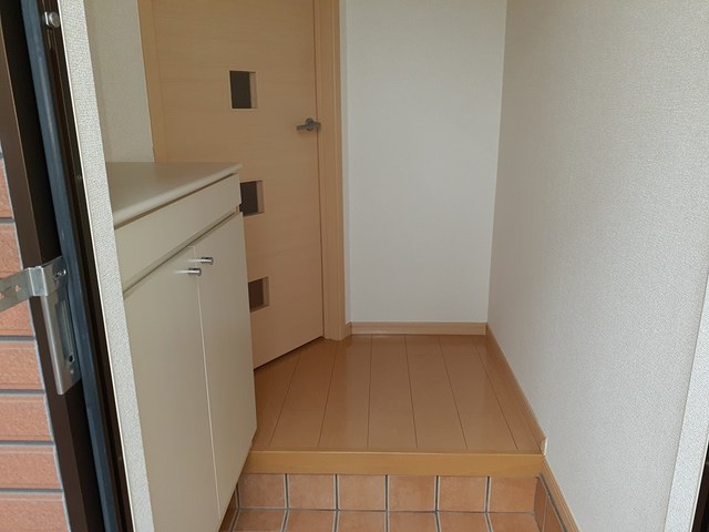 エレガンテ 玄関