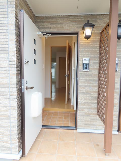 ラ・ルクシア 玄関