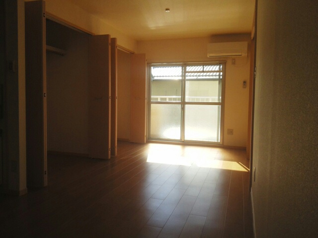 ハイツナナ リビング