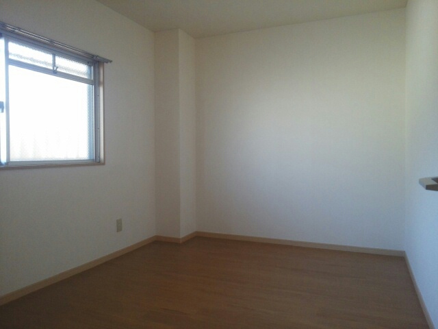 ハイツナナ ベッドルーム