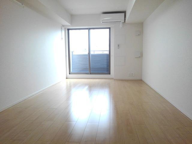 ピースビレッジ リビング