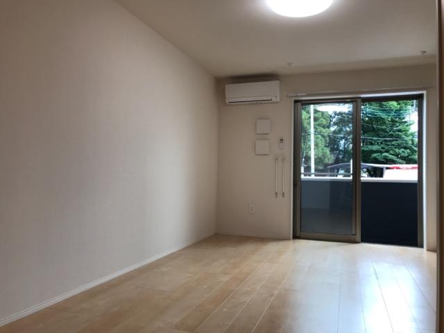 La Famille（ラ・ファミーユ） リビング