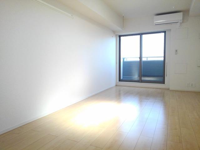 ピースビレッジ リビング