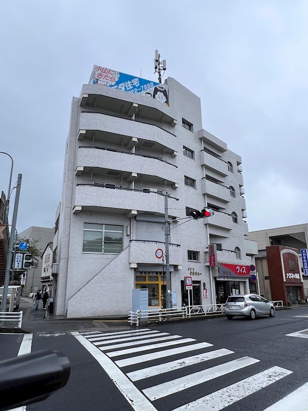 メゾンタカキュー 201号室 外観