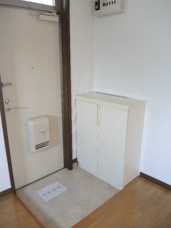 サマックスエダノA 玄関