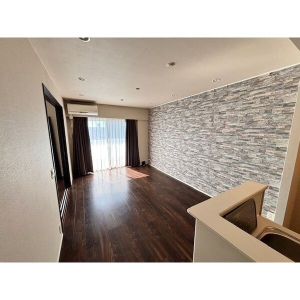 サーパス宇都宮一番町セントマークス  リビング