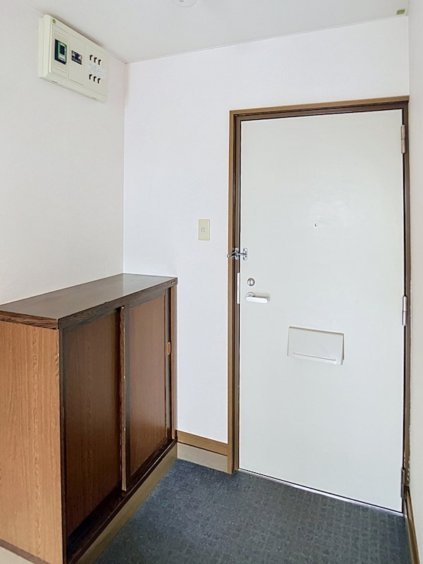 SMAT　BLDG 玄関