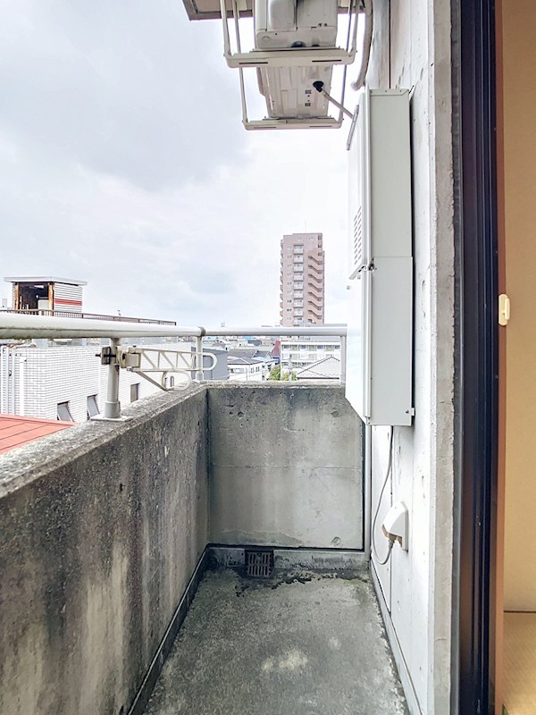 SMAT　BLDG ベランダ