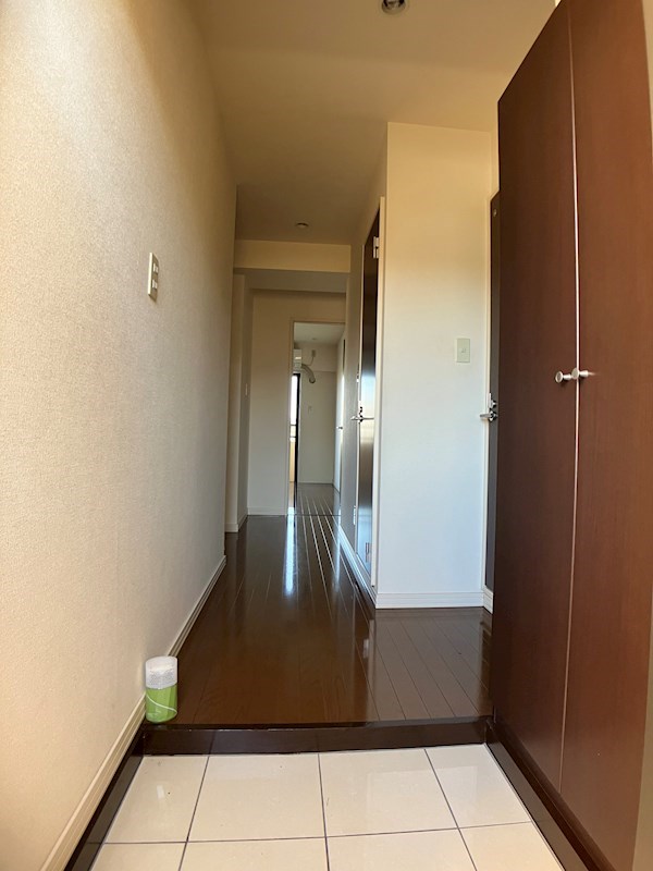 リバーサイド天神 玄関