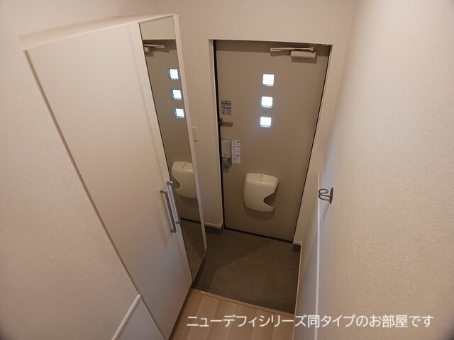 プログレス　Ｂ 玄関