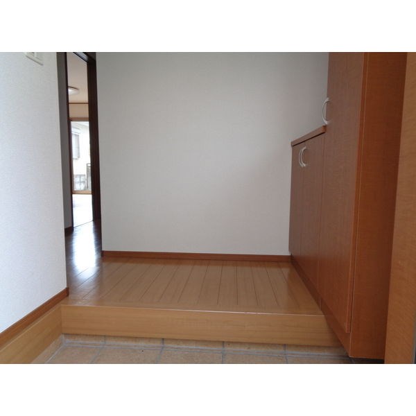 岩曽町貸戸建住宅 玄関