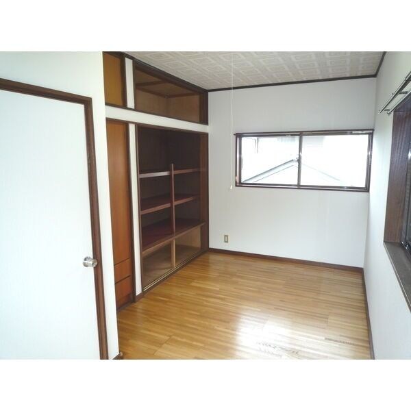 戸祭町戸建て ベッドルーム