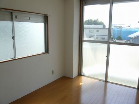レジデンス滝の原 ベッドルーム