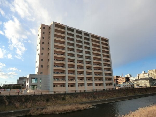 リバーサイド天神 203号室 外観