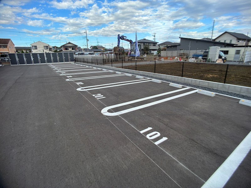 アリアコートオヤマ 駐車場