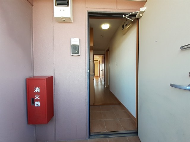 Ｚｅｐｈｙｒ　ゼファー 玄関
