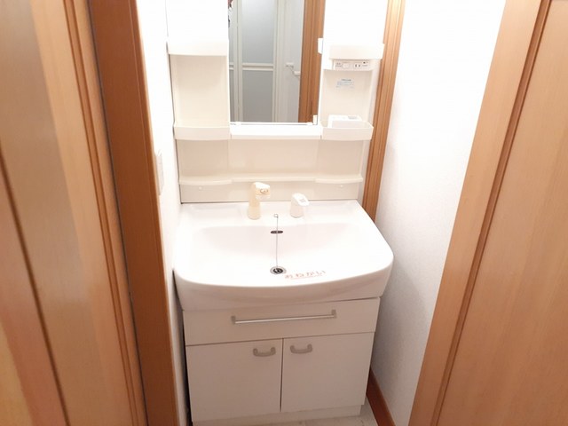ファインロイテⅣ 洗面所