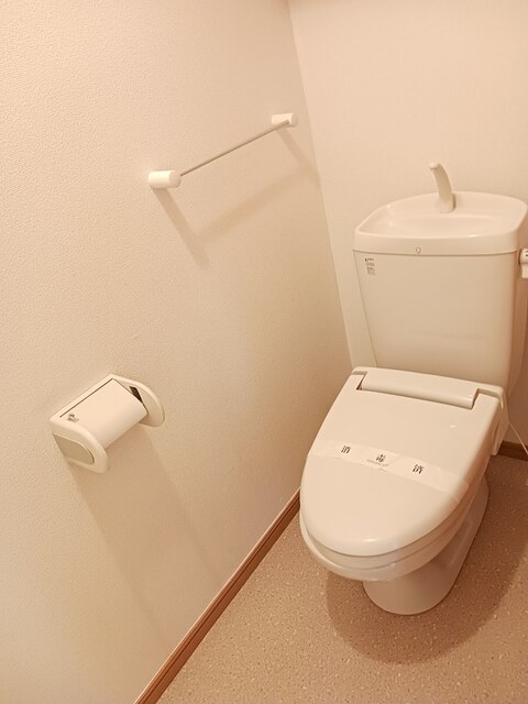 ラフレシールＢ トイレ
