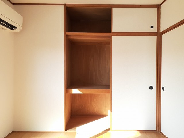 ロイヤルヒルズ 収納