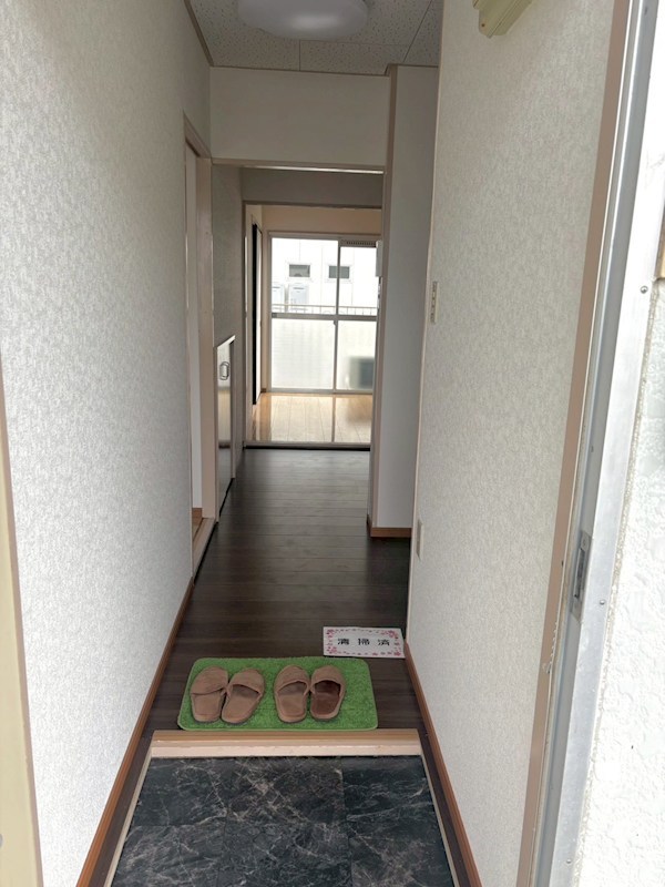 メナー佐野 A 玄関