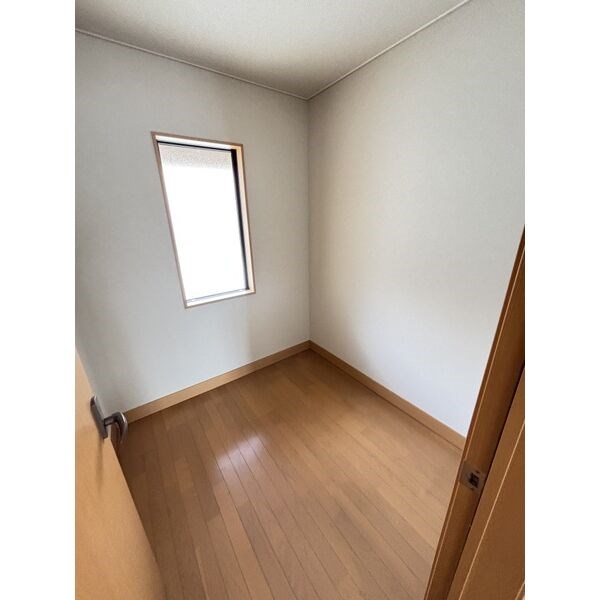 中今泉一丁目戸建 ベッドルーム