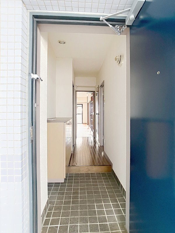 プレステージ簗瀬 玄関