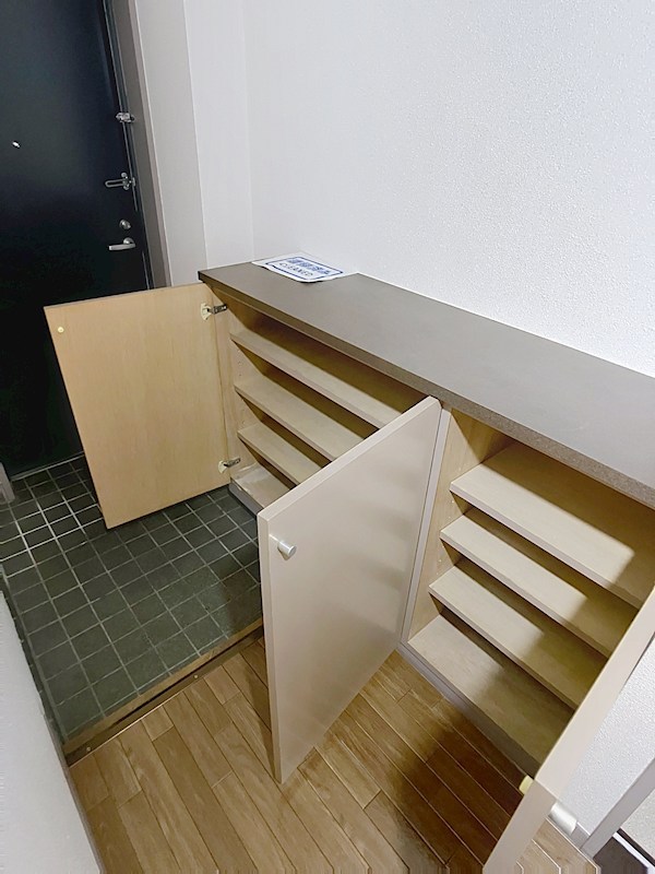 プレステージ簗瀬 収納