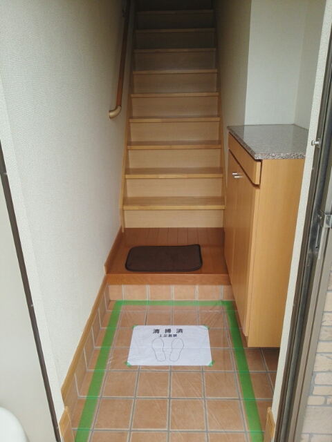 ラスターポイントⅤ 玄関