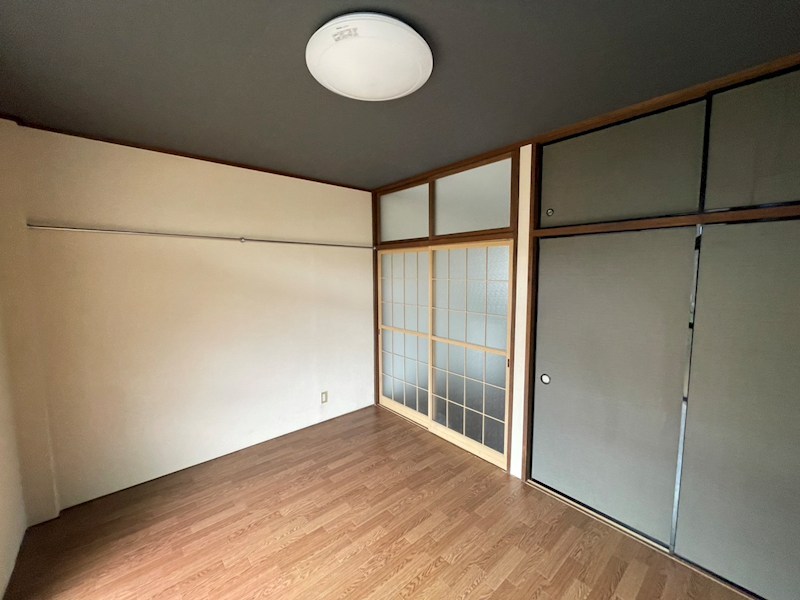 山中マンションC ベッドルーム