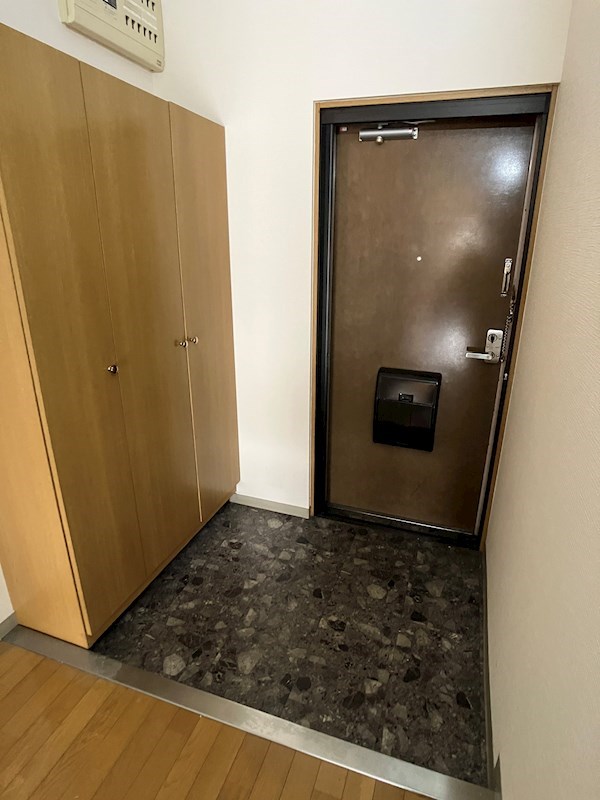 御幸パークマンション 玄関