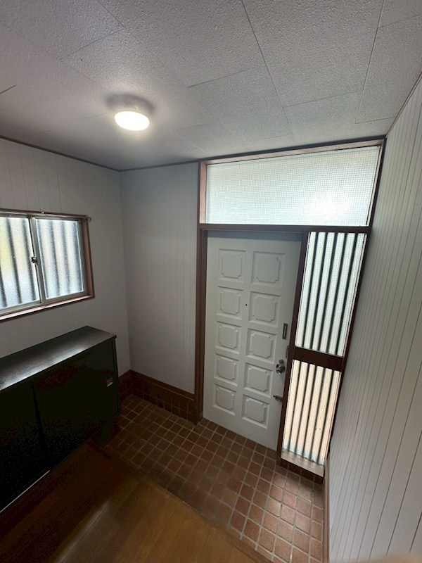 立伏町戸建２ 玄関