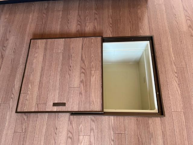 ウイングコート　Ｂ 収納