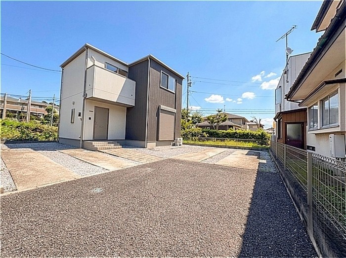 カッシーヤ鶴田　C棟 駐車場