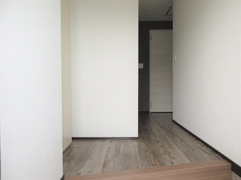 ひがしレジデンス  玄関