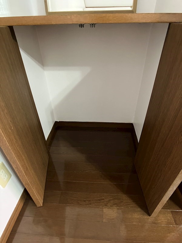 ウィスタリア その他