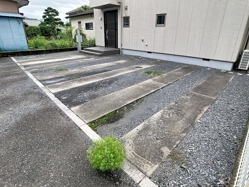 宇都宮市竹林町へーベルハウス 駐車場