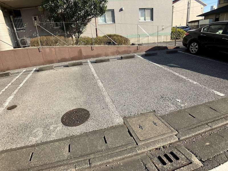 LIBERTY　OAK 駐車場