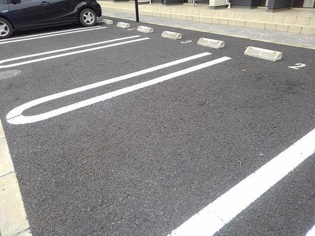 ブライド・マーベラス　Ｎ 駐車場