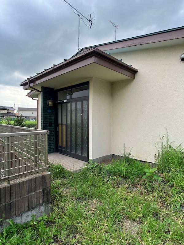 駒生町1丁目戸建 エントランス