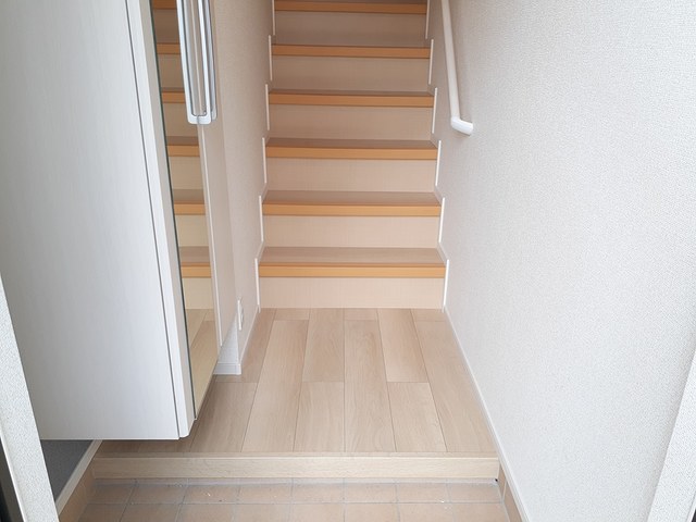 クヴェレ 玄関