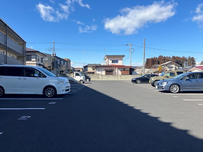 グリーンマンション細谷 駐車場