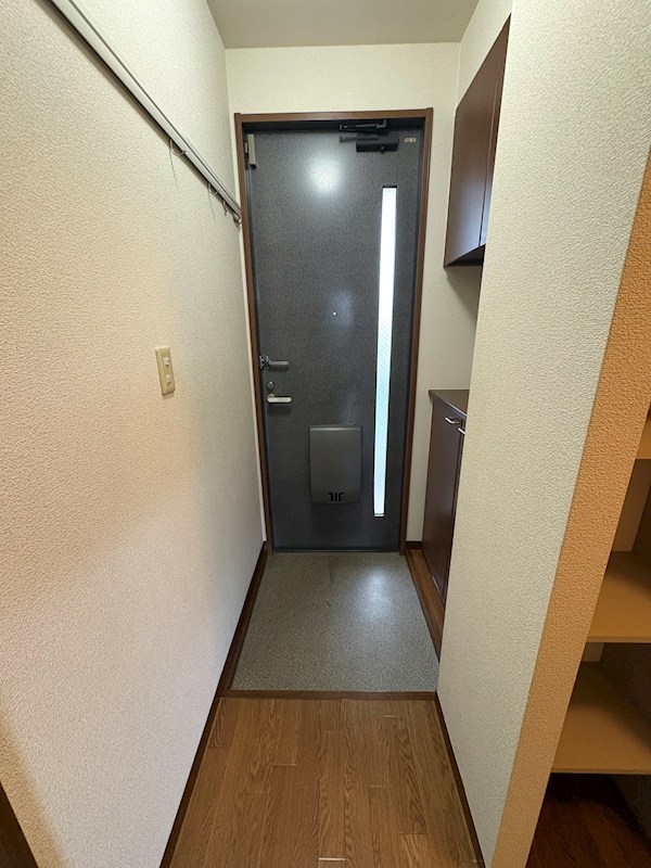 ガーデンテラス若宮 玄関