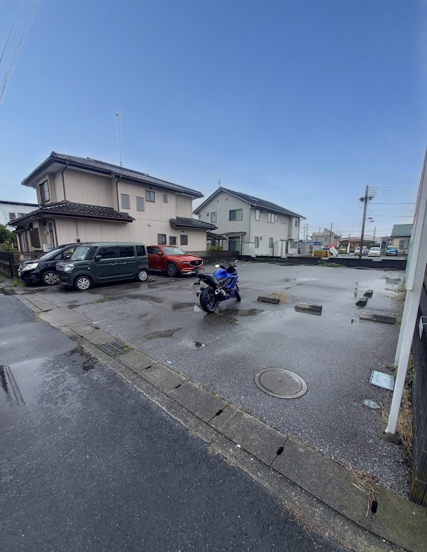 サンパレス東浦 駐車場