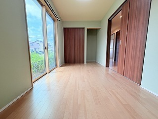平松本町貸家 リビング