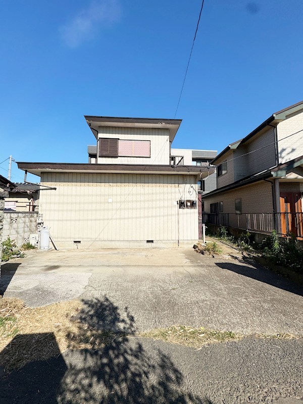 小山市粟宮戸建 駐車場