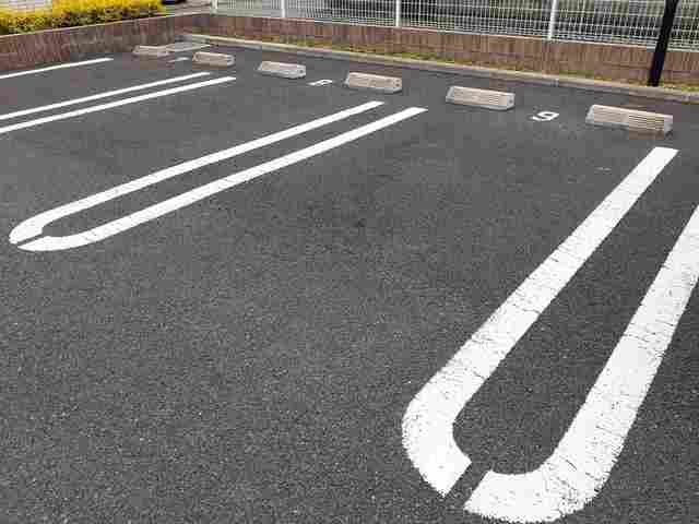 アクアーリオ 駐車場