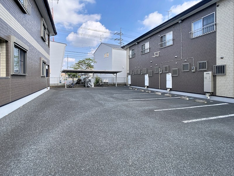 リシャールⅠ 駐車場