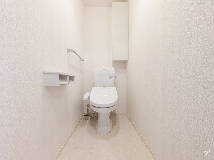 クレセントコート　住宅 トイレ